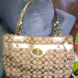Coach shoulder bag